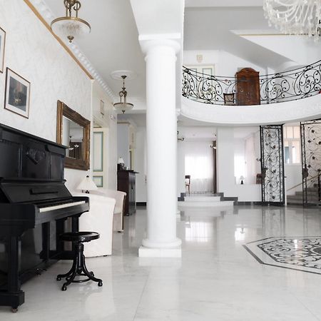 Hotel Jardin Belgrád Kültér fotó