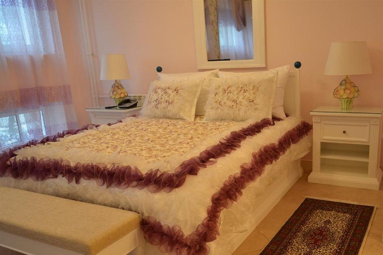 Hotel Jardin Belgrád Kültér fotó