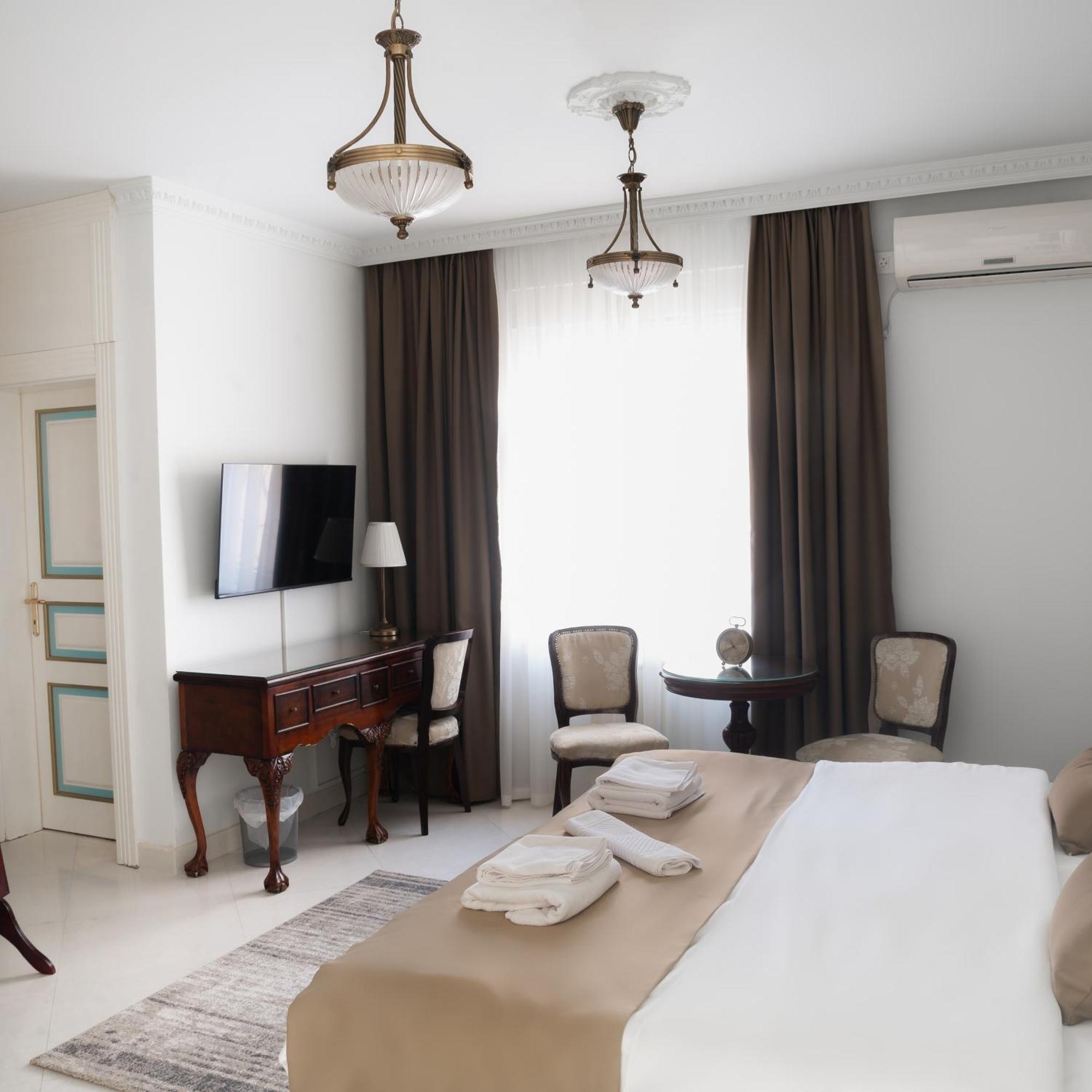 Hotel Jardin Belgrád Kültér fotó